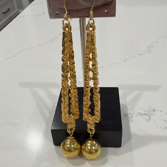 Kenneth Jat Lane NEW textured ball drop earrings Mfg$60 - Picture 3 of 4